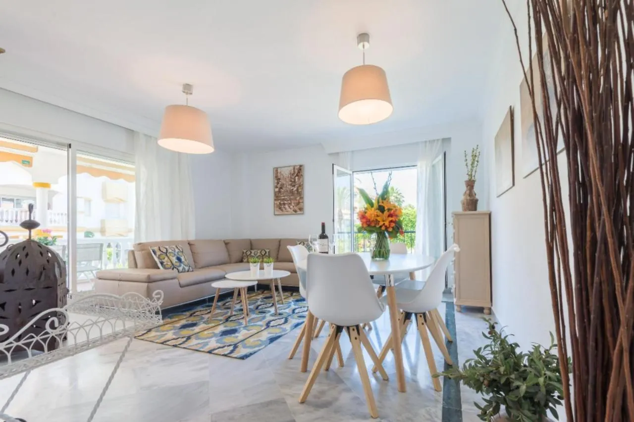 La Dama De Noche Apartment In Puerto Banus Marbella