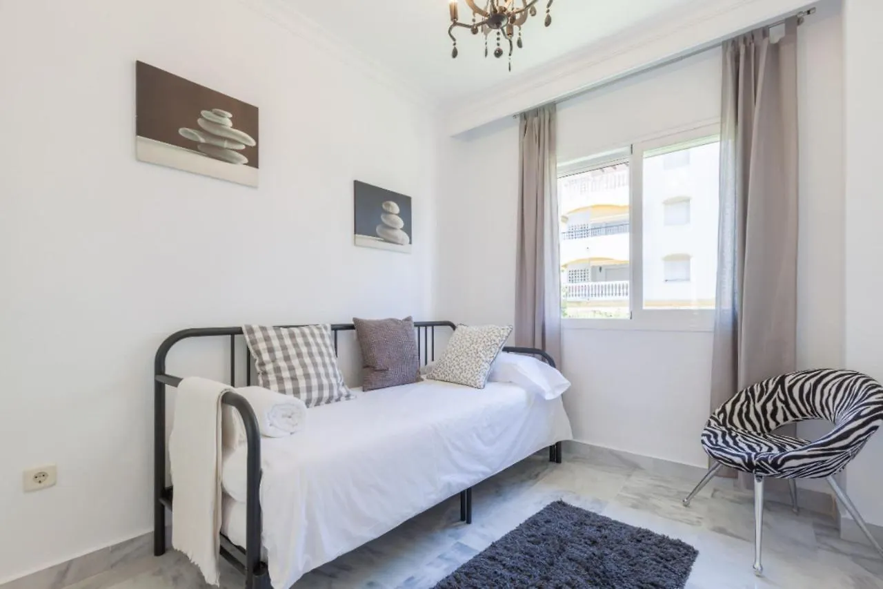 La Dama De Noche Apartment In Puerto Banus Marbella
