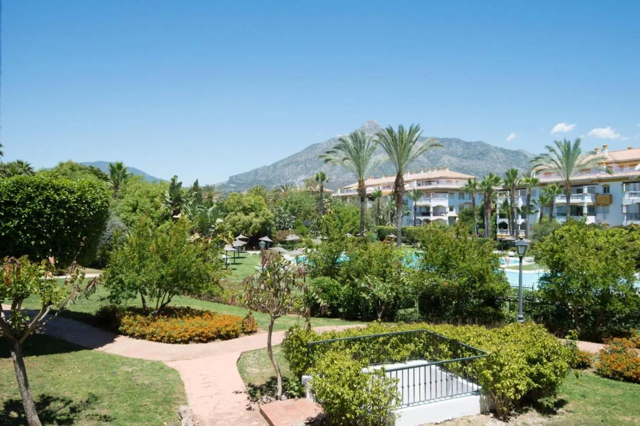 La Dama De Noche Apartment In Puerto Banus Marbella